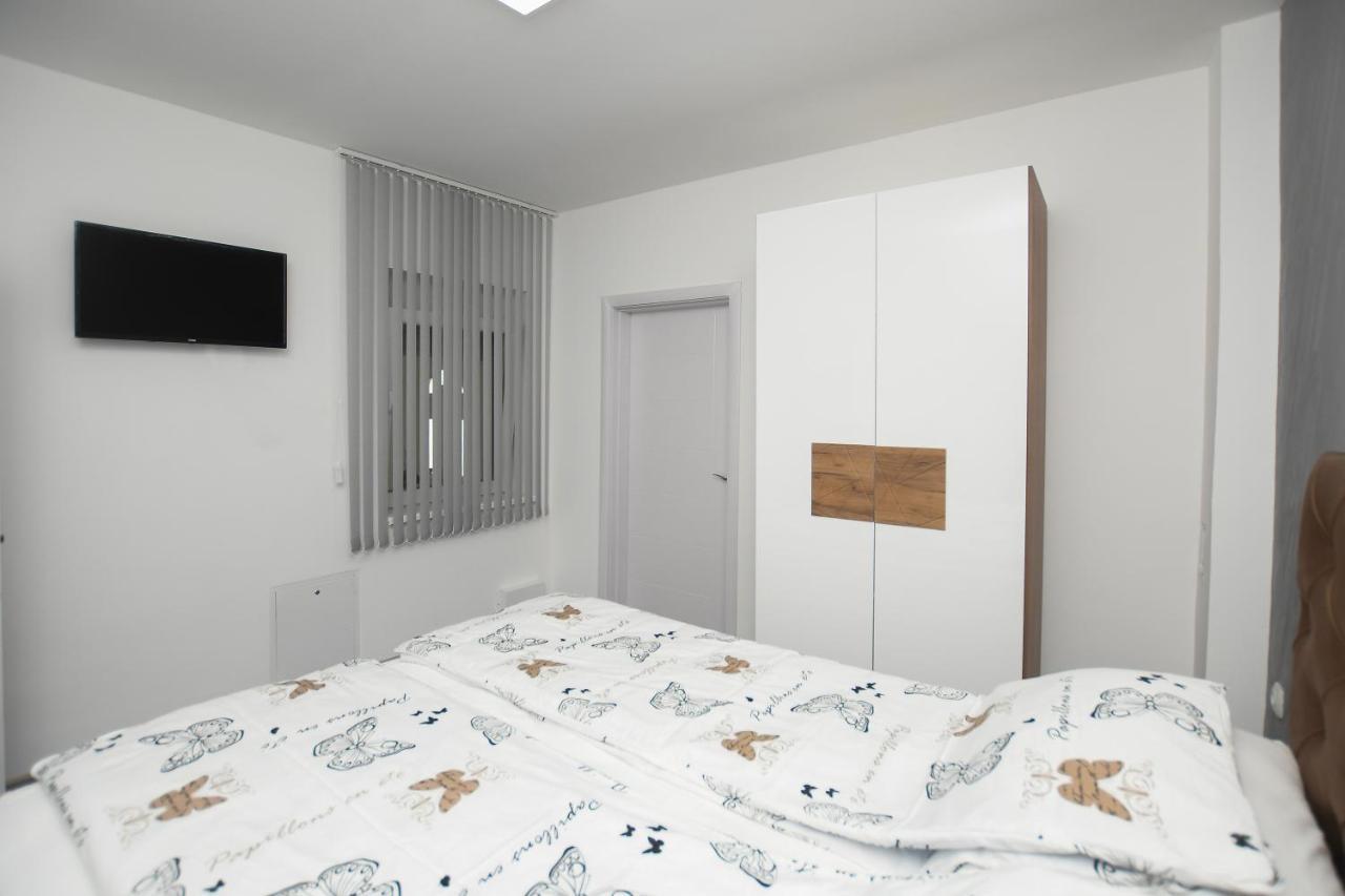 Relax Apartmani Kladovo Exterior photo